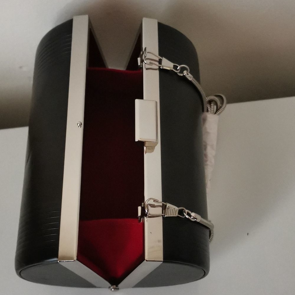 GAULTIER.   NWOT Vintage Jean Paul Gaultier Clutch. - Picture 5 of 7